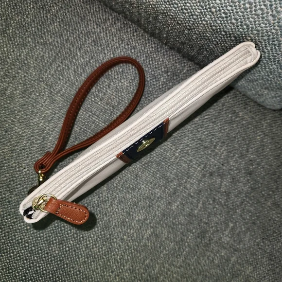 Stone & Co. Leather Clutch With Internal Detachable Coin/Card Purse - Picture 5 of 7